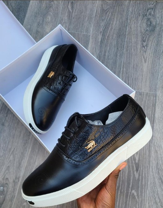 Lacoste Men’s Black Wetlook Casual Sneakers – Stylish Everyday Leather Shoes